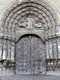 09_Le porche de la cathédrale.JPG
