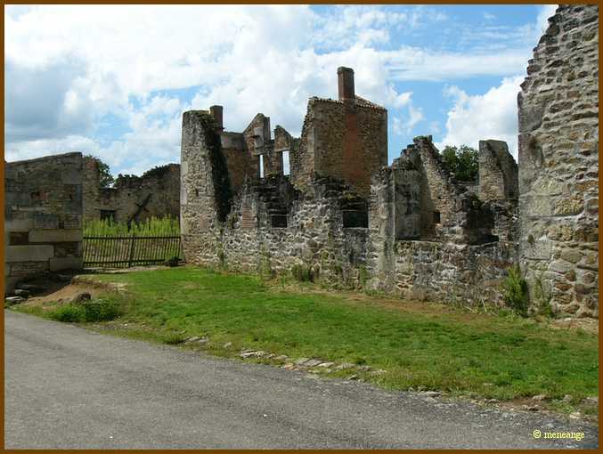 003_Oradour sur Glane.JPG